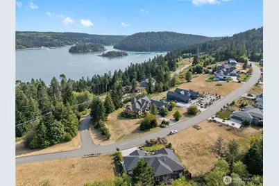 5427 Heilman Court, Anacortes, WA 98221 - Photo 4