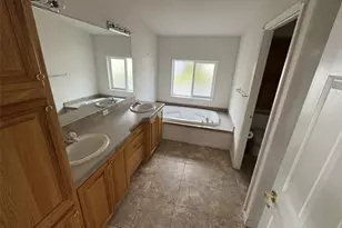 5702 90th St Ct E, Puyallup, WA 98371 - Photo 6