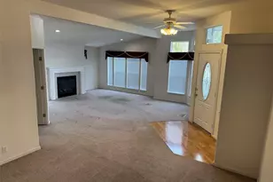 5702 90th St Ct E, Puyallup, WA 98371 - Photo 2