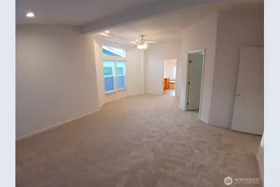 5702 90th Street Ct E #173, Puyallup, WA 98371 - Photo 8