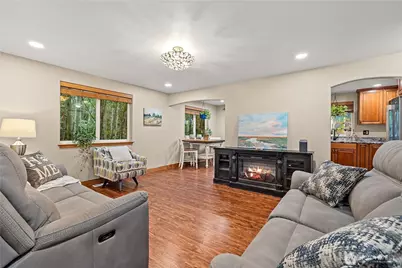 214 Dallas Street, Mount Vernon, WA 98274 - Photo 6