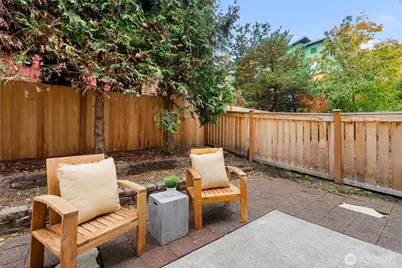 3957 S Chicago St, Seattle, WA 98118 - Photo 30