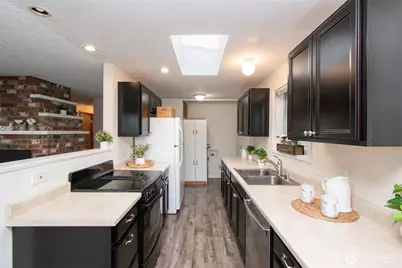 241 Bay View Street, Sequim, WA 98382 - Photo 8