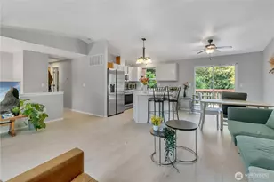 5329 S Vista Dr E, Bonney Lake, WA 98391 - Photo 6