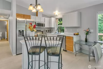 5329 S Vista Drive E, Bonney Lake, WA 98391 - Photo 12