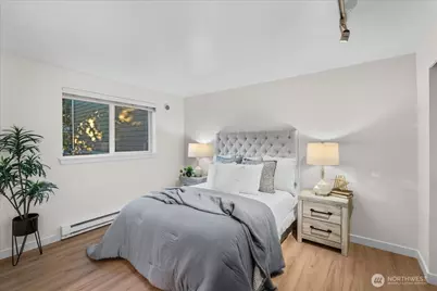 14206 NE 181st Place #L102, Woodinville, WA 98072 - Photo 16