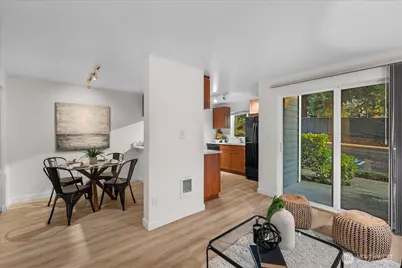 14206 NE 181st Place #L102, Woodinville, WA 98072 - Photo 8