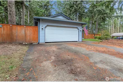 18011 Clear Lake Blvd SE, Yelm, WA 98597 - Photo 2