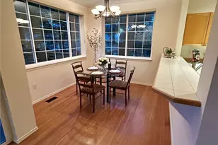 18654 NE 56th Ct, Redmond, WA 98052 - Photo 6