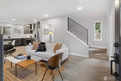 13724 22nd Avenue NE, Seattle, WA 98125 - Photo 12