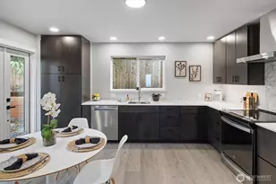 13724 22nd Ave NE, Seattle, WA 98125 - Photo 10