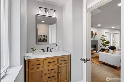 13724 22nd Avenue NE, Seattle, WA 98125 - Photo 14