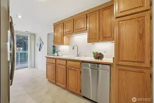 22561 SE 42nd Terrace, Issaquah, WA 98029 - Photo 18