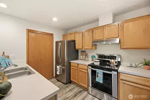 143 S 44th St, Bellingham, WA 98229 - Photo 14