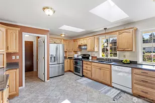 18107 25th St Ct E, Lake Tapps, WA 98391 - Photo 10