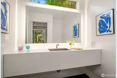 1615 39th Avenue E, Seattle, WA 98112 - Photo 14