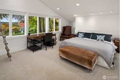 1615 39th Avenue E, Seattle, WA 98112 - Photo 16