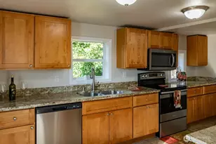 2532 S Wilkeson St, Tacoma, WA 98405 - Photo 4