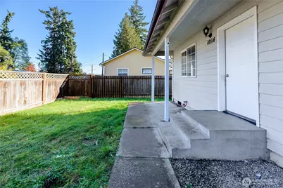 1014 W Spruce Street, Port Angeles, WA 98363 - Photo 4