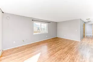 1014 W Spruce St, Port Angeles, WA 98363 - Photo 8