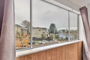 203 23rd Ave, Seattle, WA 98122 - Photo 16