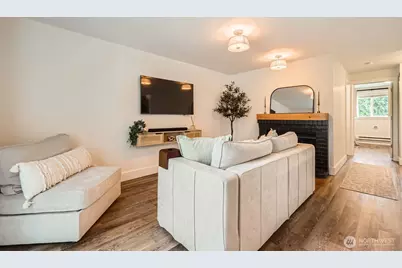 14002 NE 181st Place #A302, Woodinville, WA 98072 - Photo 6