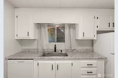 2535 70th Avenue SW #18, Tumwater, WA 98512 - Photo 10