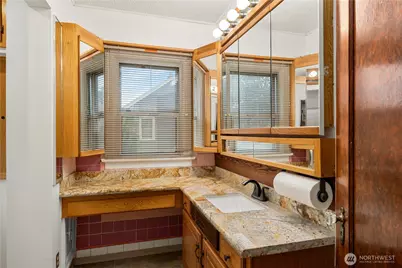 2542 S Cushman Avenue, Tacoma, WA 98405 - Photo 14