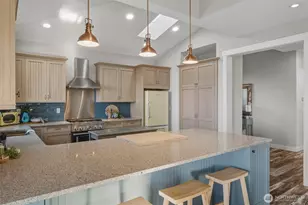 8738 Charel Dr, Blaine, WA 98230 - Photo 12