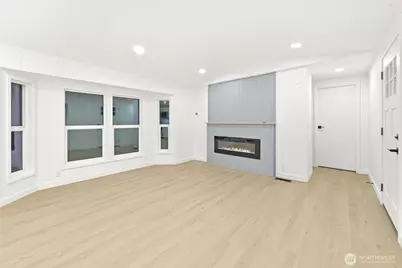 32 E Mountain View Rd, Camano Island, WA 98282 - Photo 10