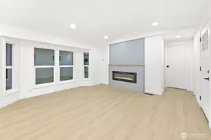 32 E Mountain View Rd, Camano Island, WA 98282 - Photo 10