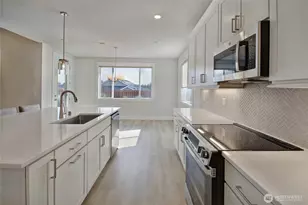 9242 Nootka Ct SE, Lacey, WA 98513 - Photo 10