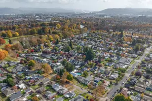 2727 Hemlock St, Longview, WA 98632 - Photo 38