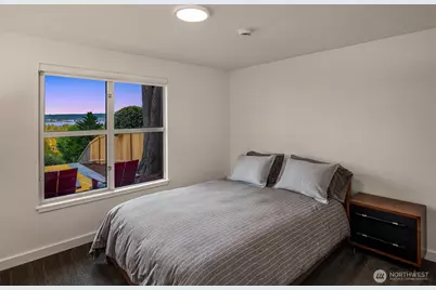 7352 56th Avenue NE, Seattle, WA 98115 - Photo 26