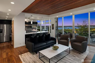 7352 56th Avenue NE, Seattle, WA 98115 - Photo 8