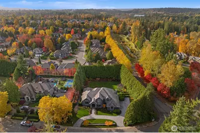 105 Windsor Drive SE, Sammamish, WA 98074 - Photo 2