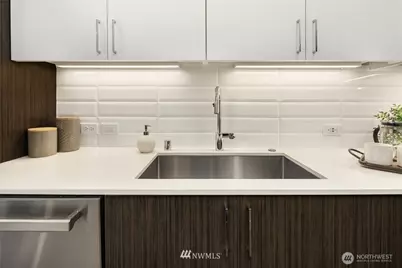 6539 4th Avenue NE #E, Seattle, WA 98115 - Photo 30