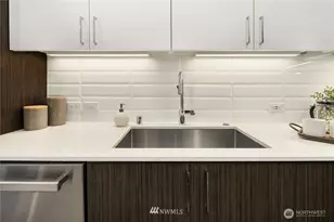 6539 4th Ave NE, Seattle, WA 98115 - Photo 30