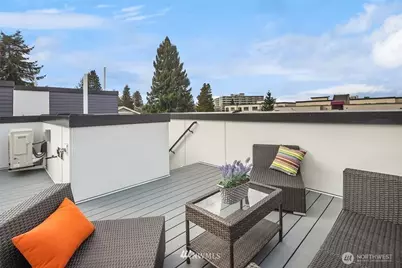 6539 4th Avenue NE #E, Seattle, WA 98115 - Photo 34