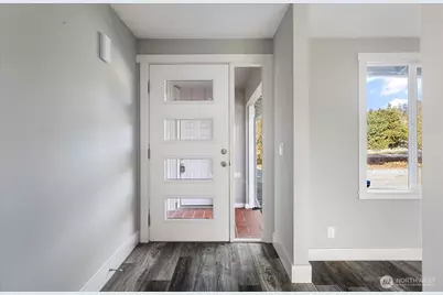 2312 Fairway Lane, Oak Harbor, WA 98277 - Photo 18