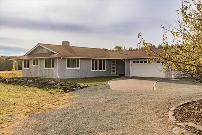 2312 Fairway Lane, Oak Harbor, WA 98277 - Photo 6