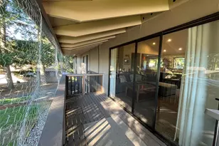 6673 NE Wellsly Pl, Bremerton, WA 98311 - Photo 10