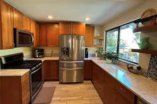 6673 NE Wellsly Pl, Bremerton, WA 98311 - Photo 4