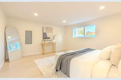 16425 Benson Road S, Renton, WA 98055 - Photo 16