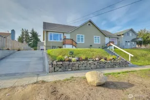 1408 1410 S 39th St, Tacoma, WA 98418 - Photo 2