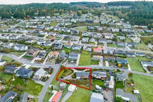 243 Henning Dr, Camano Island, WA 98282 - Photo 4