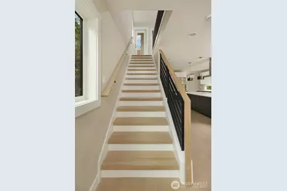 4009 21st Avenue SW, Seattle, WA 98106 - Photo 32