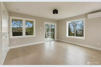 4009 21st Avenue SW, Seattle, WA 98106 - Photo 18
