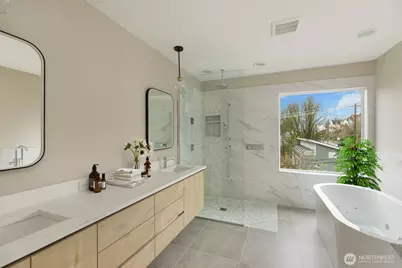 4009 21st Avenue SW, Seattle, WA 98106 - Photo 2