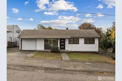 2013 E 16th Street, Bremerton, WA 98310 - Photo 2